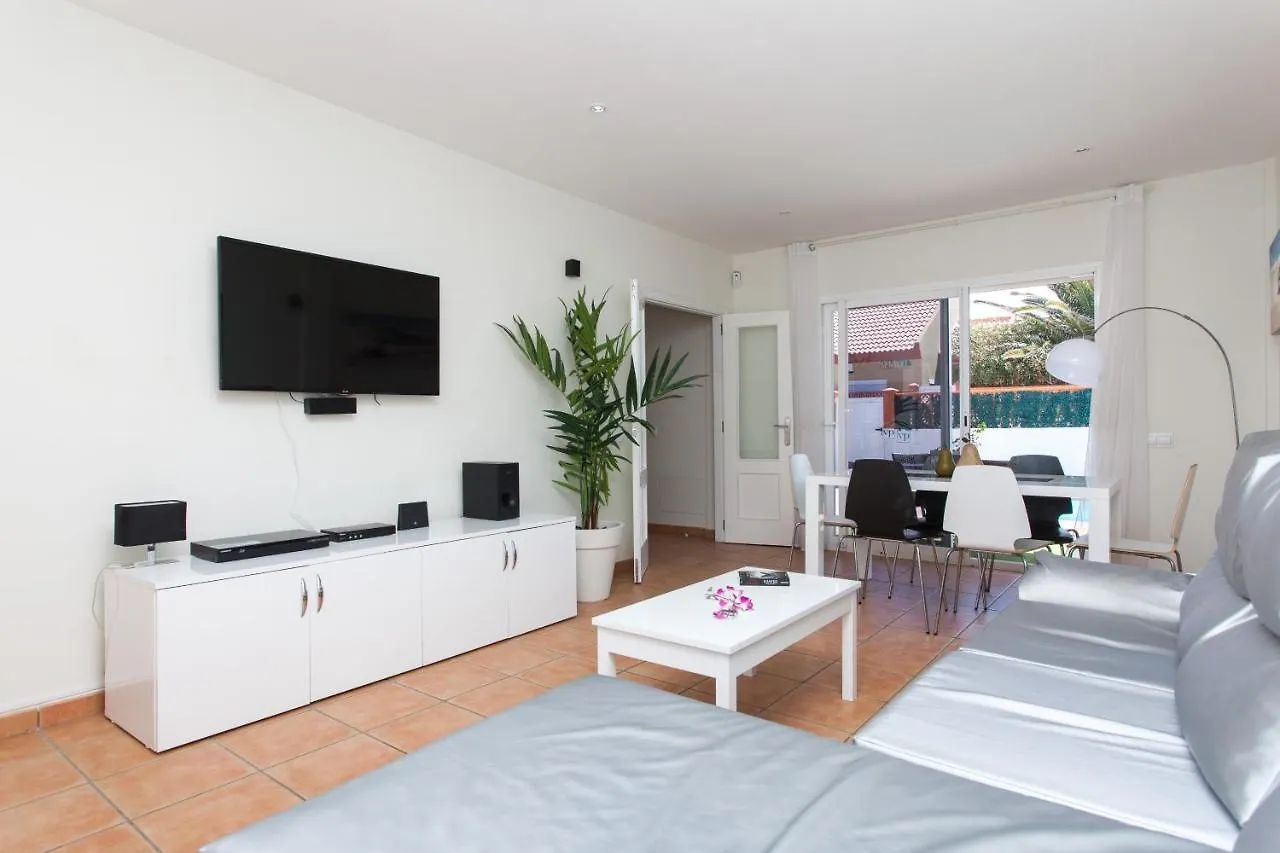 بيت للعطل فيلا لا أوليفافي Casa Salus By Vacanzy Collection